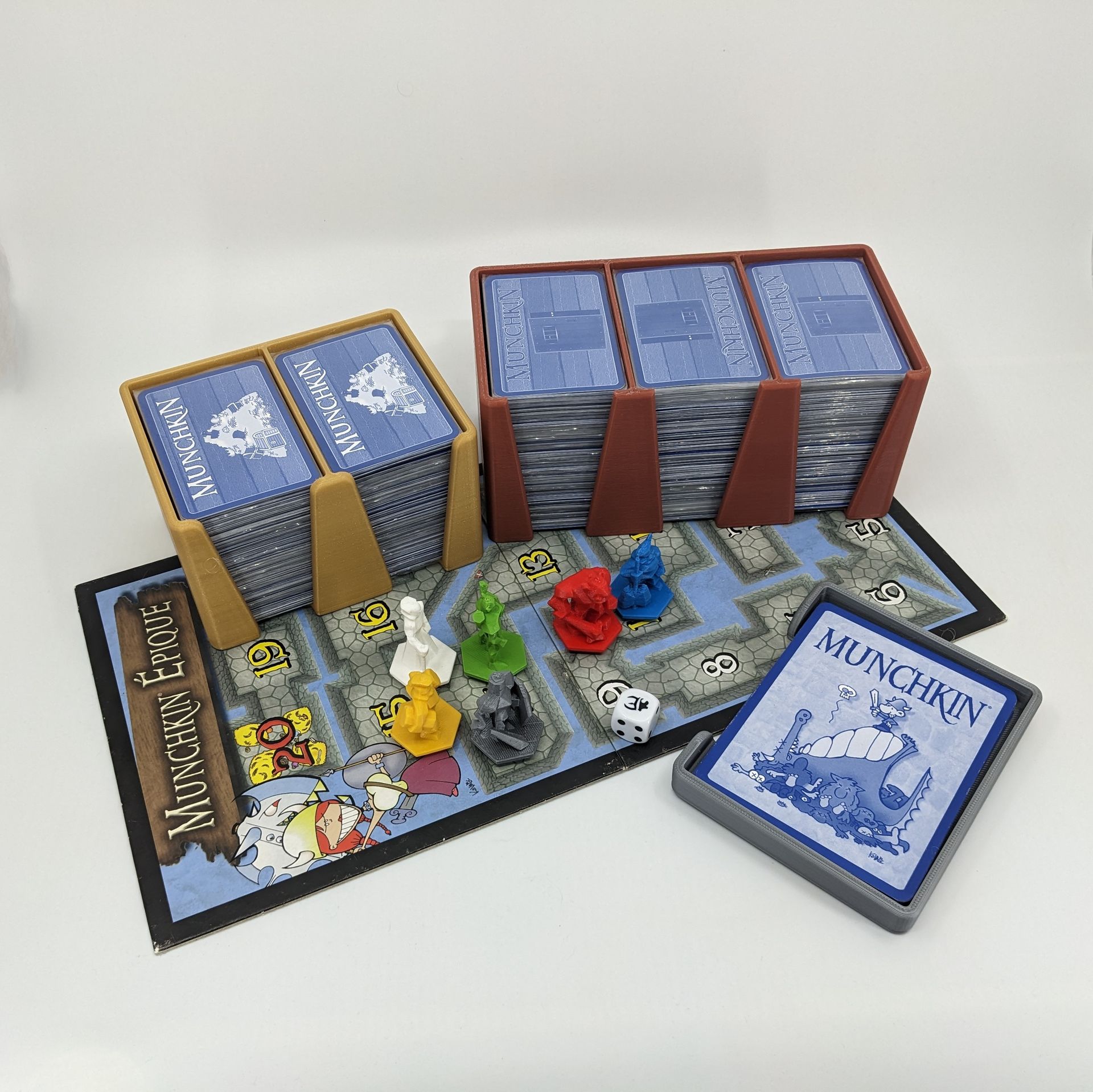 Square Venchartt Munchkin Box Boite de rangement jeux de société Création en impression 3D personnalisable Boite Jeux de société Artisanal Lyon Personnalisé Accessoire Extensions Cartes Sur mesure Rangement